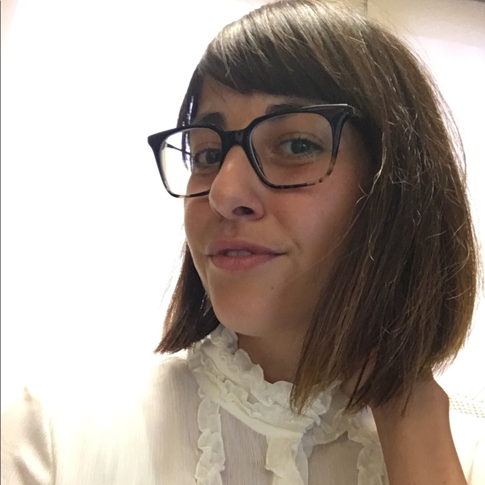 Meet your Posher, Lisa